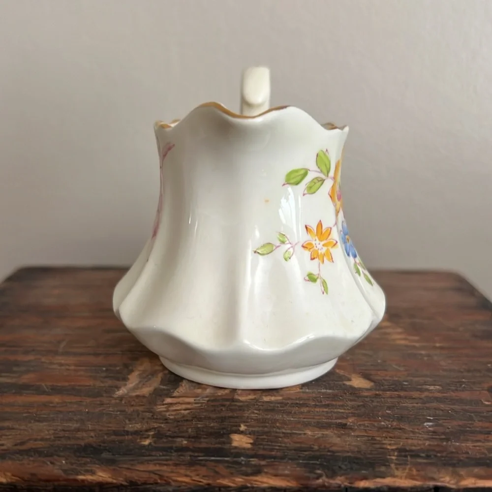 VTG | English Fine China Creamer - Picture 5 of 7